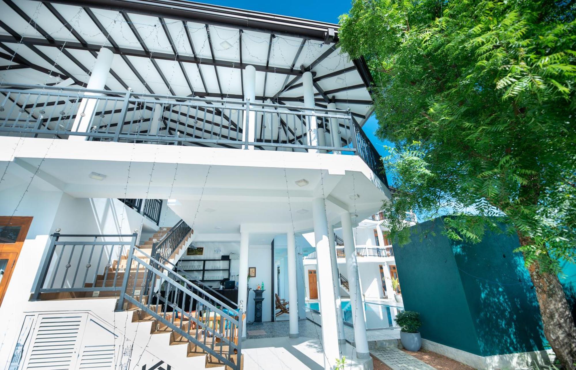 אהנגאמה Teya Beach Hotel מראה חיצוני תמונה
