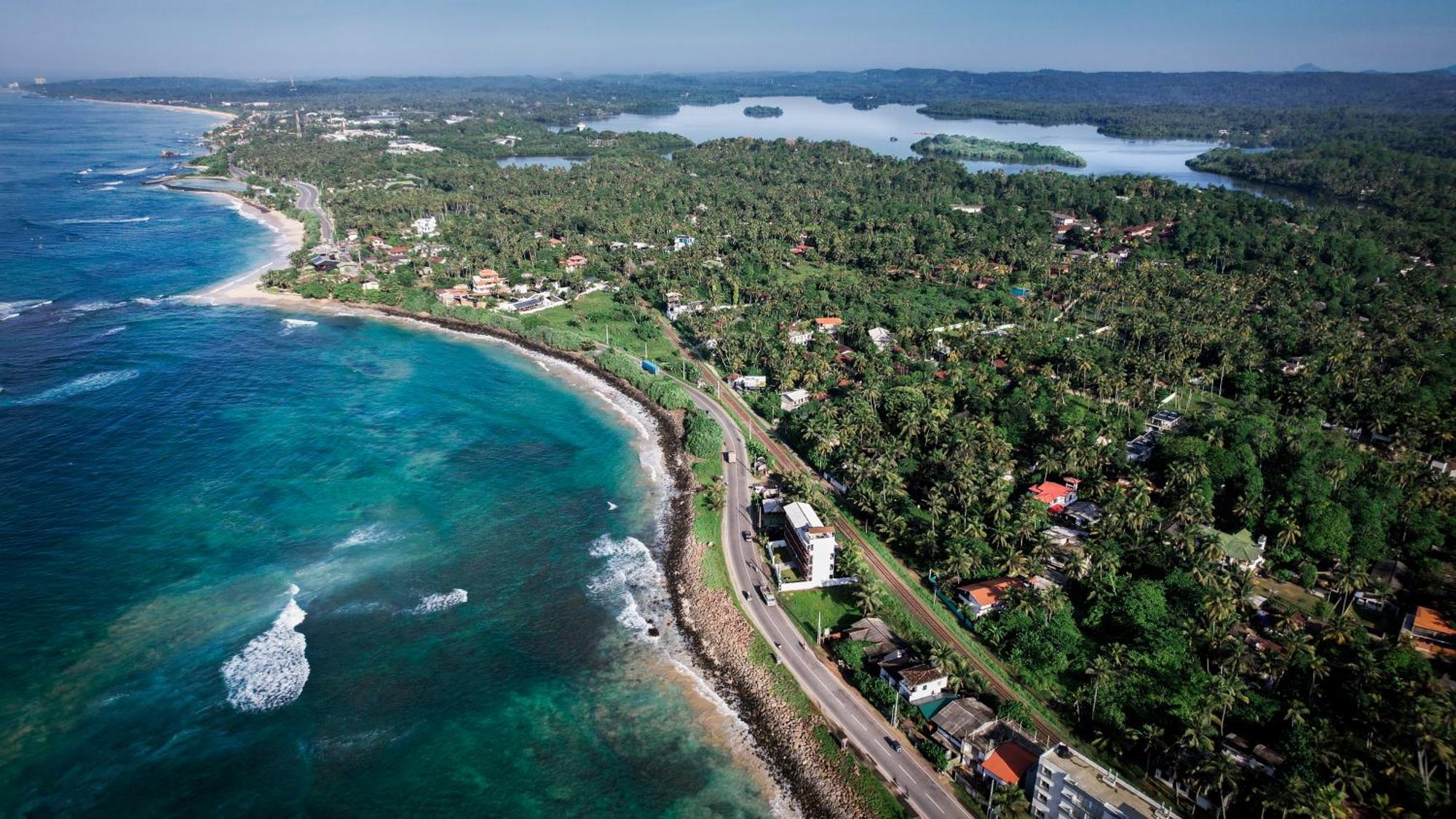 אהנגאמה Teya Beach Hotel מראה חיצוני תמונה
