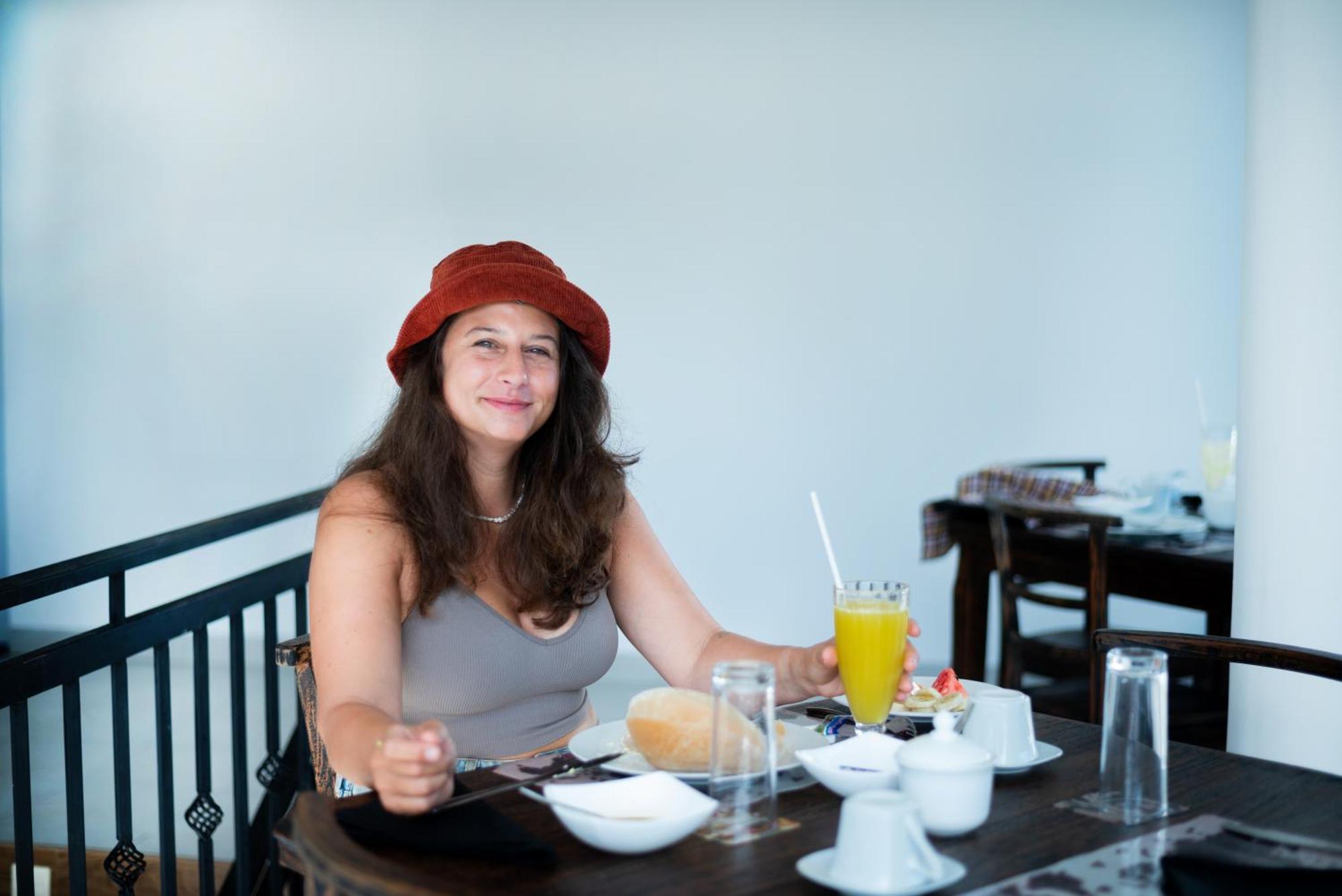 אהנגאמה Teya Beach Hotel מראה חיצוני תמונה