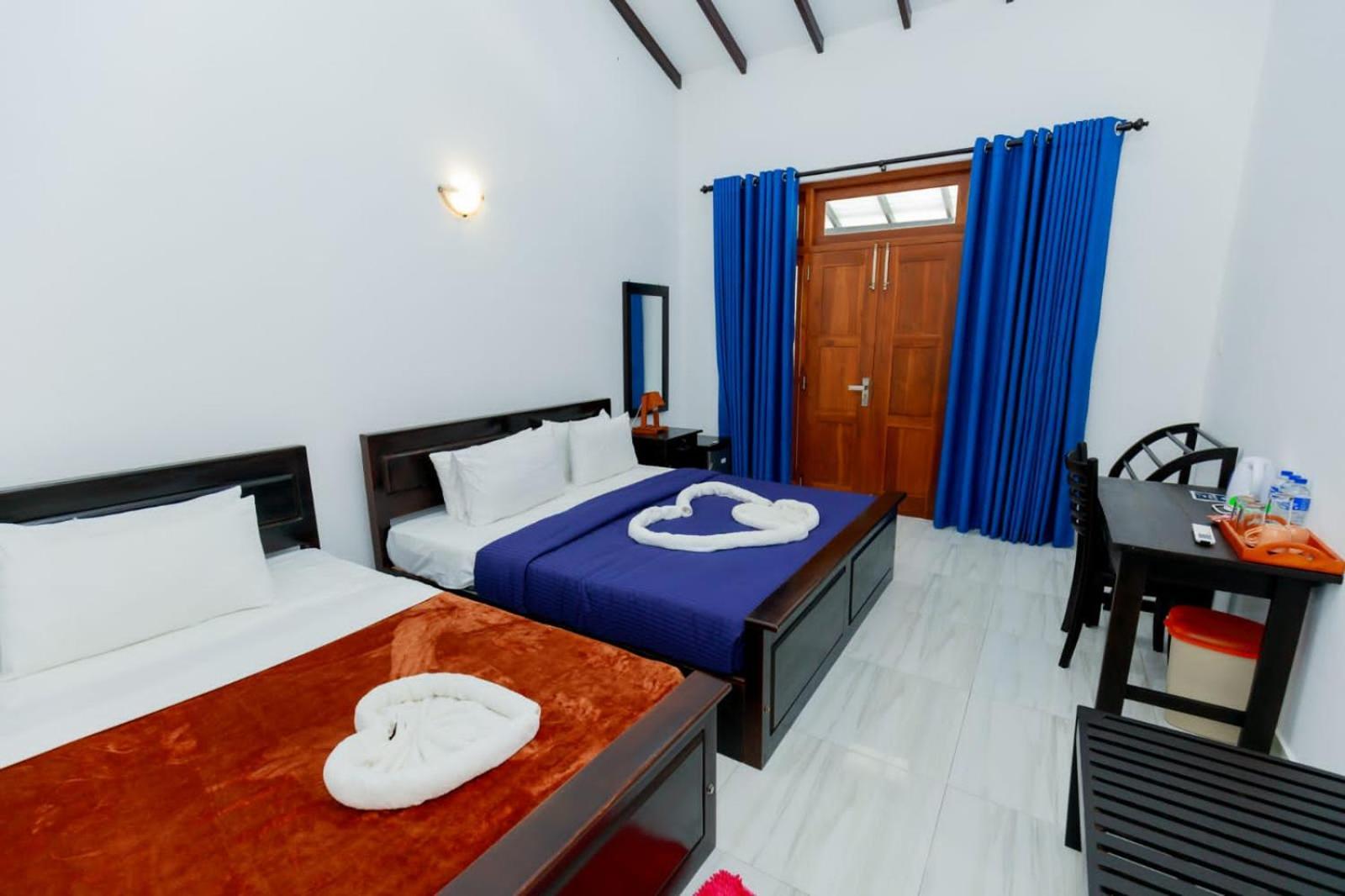 אהנגאמה Teya Beach Hotel מראה חיצוני תמונה